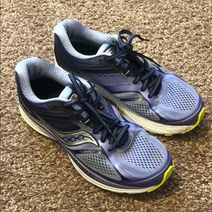 Saucony Guide 10 Running Shoes